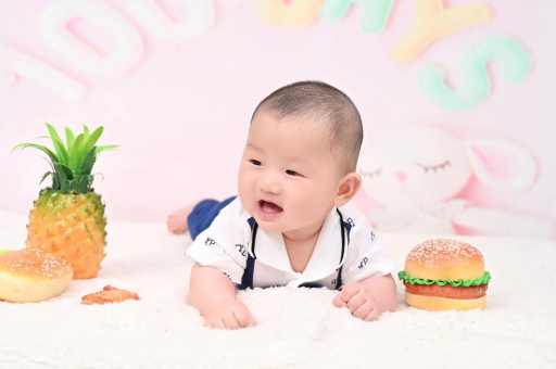 肇州宝宝眼角红血丝 肇州宝宝眼角红血丝